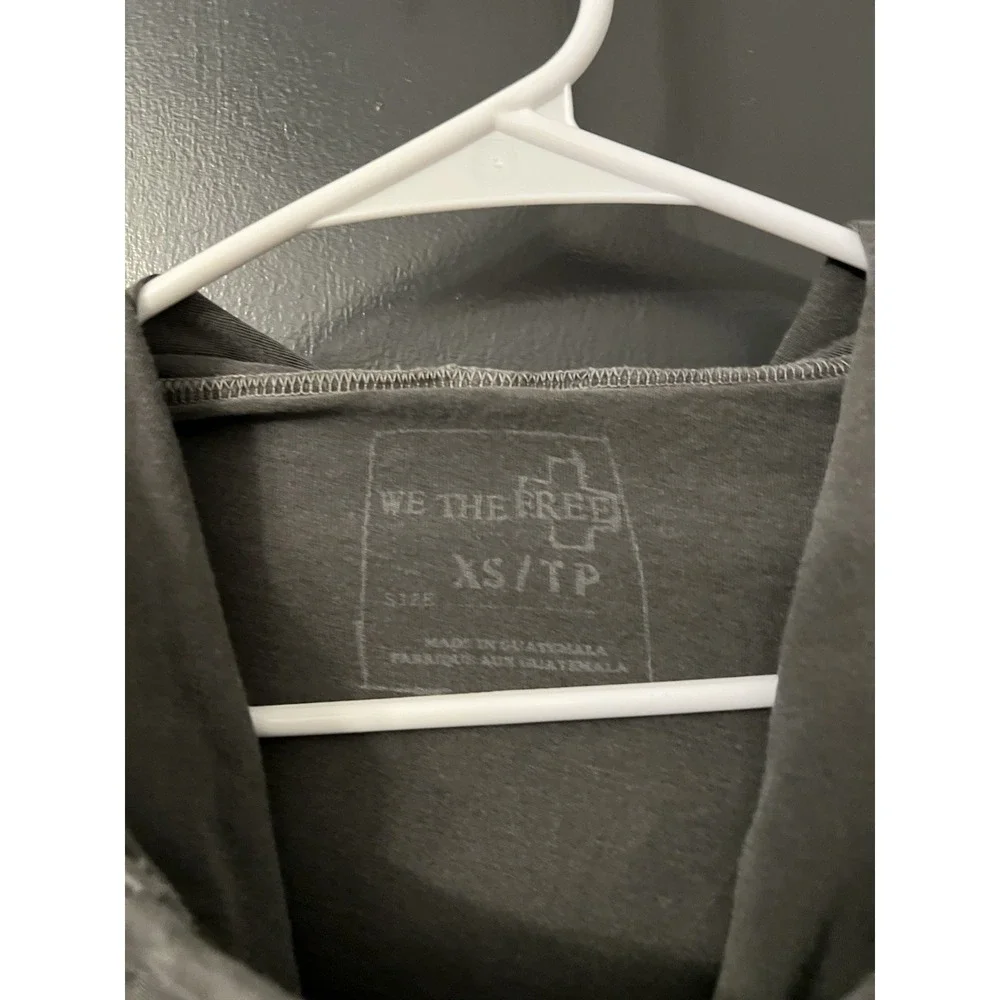 We The Free People Sz XS OPEN HOODIE Top Womens 3 Button Shoulder Grey